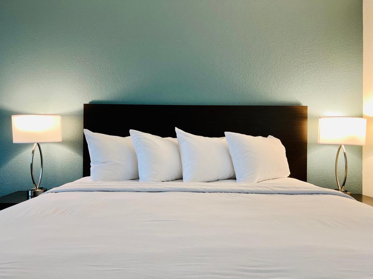 Sleep Inn & Suites วิสคอนซินเดลส์ ภายนอก รูปภาพ